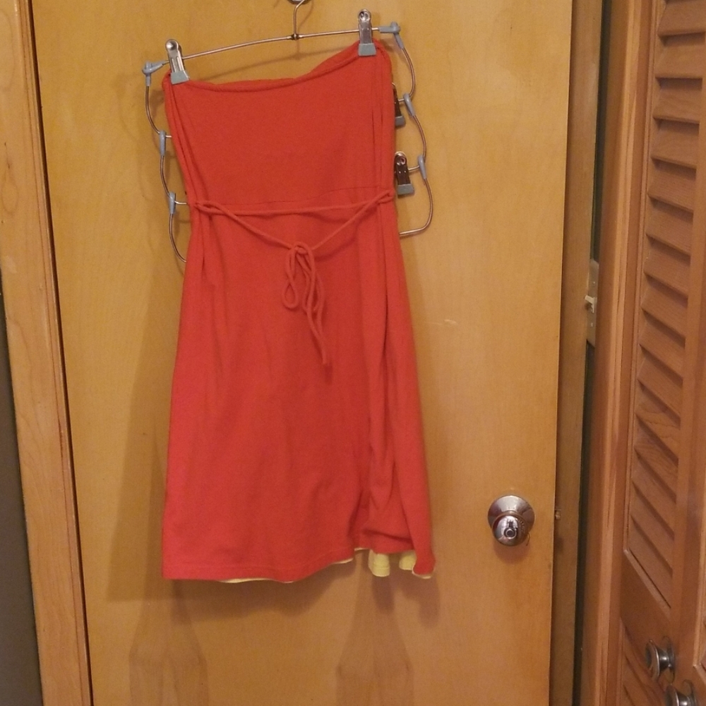 Strapless dress